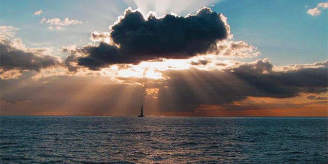 Overnight private luxury catamaran (6)